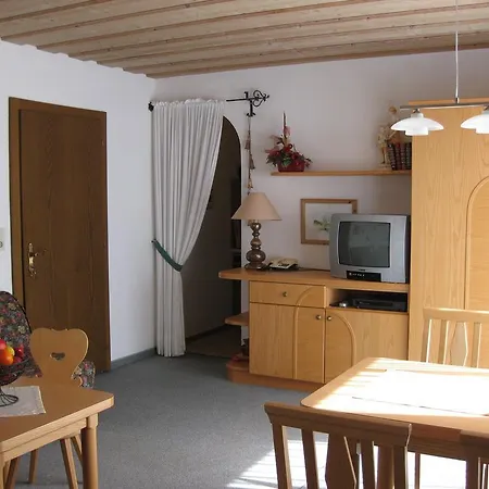 דירה Haus Roedlach-arendt