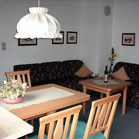 Haus Roedlach-arendt *